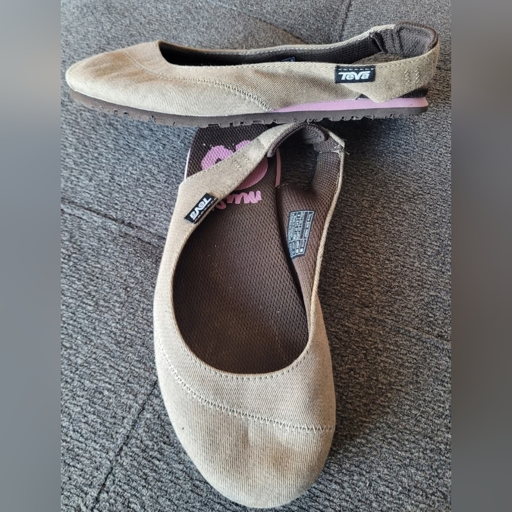 Teva Mush Women's Tan Flats